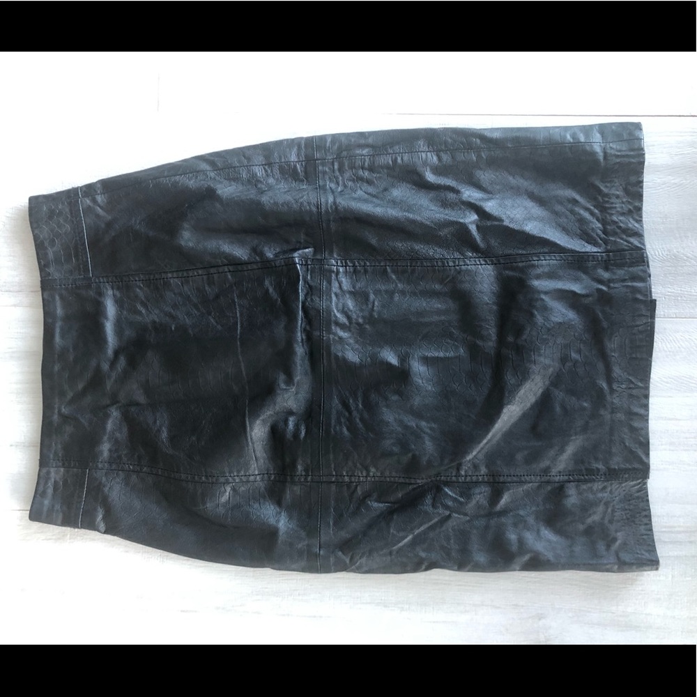 Halogen GENUINE LEATHER Skirt, Snake Embossed